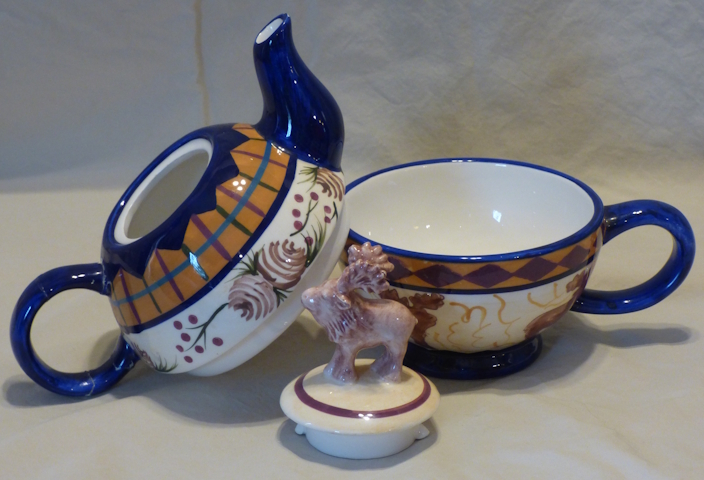 Moose Teapot Zrike Field and Stream (as is)